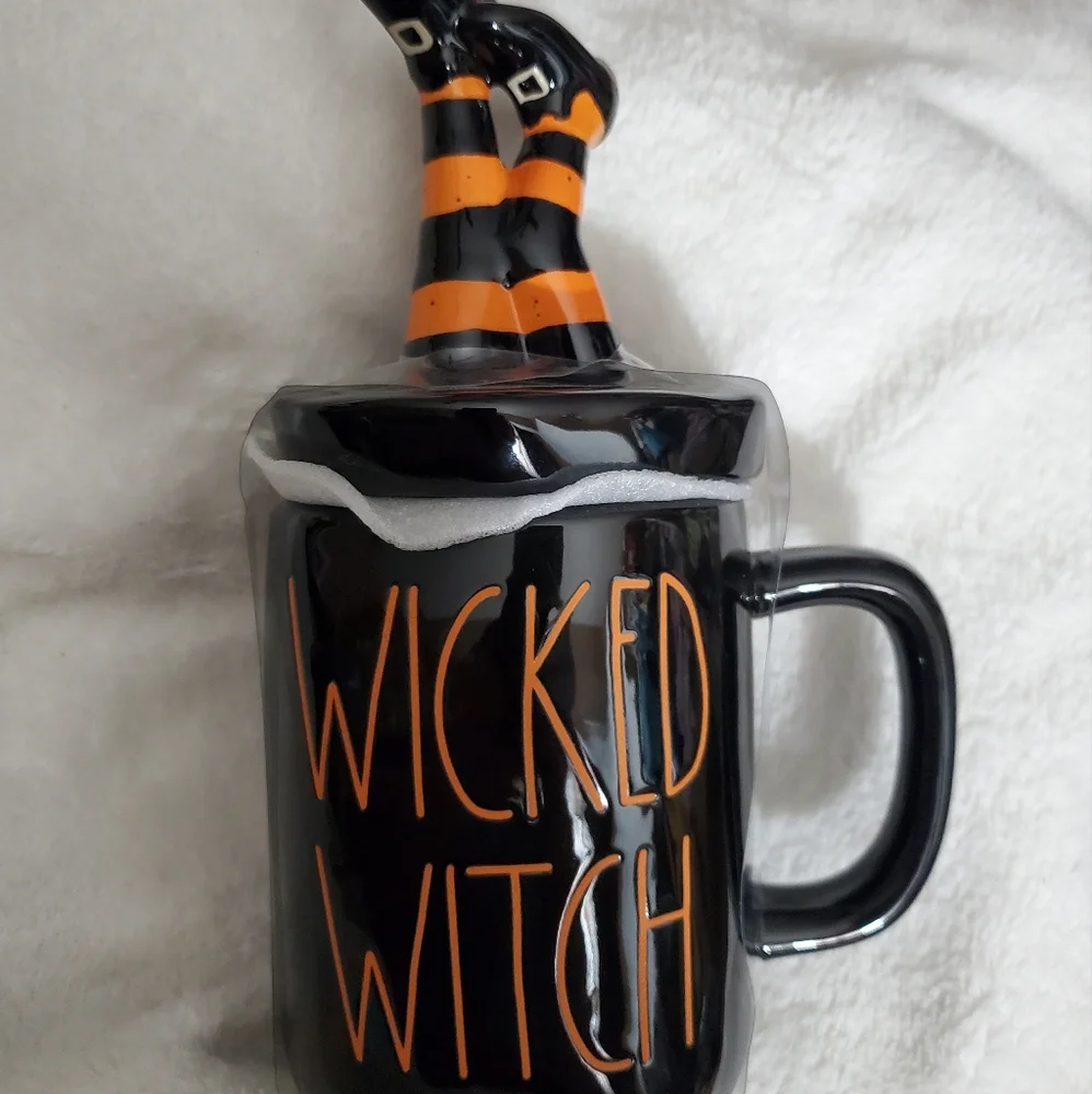 Rae Dunn wicked witch mug cup with lid topper Nwt Halloween tea decor - Picture 2 of 6